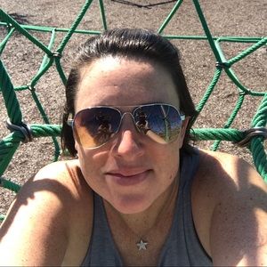 Meet your Posher, Lindsay